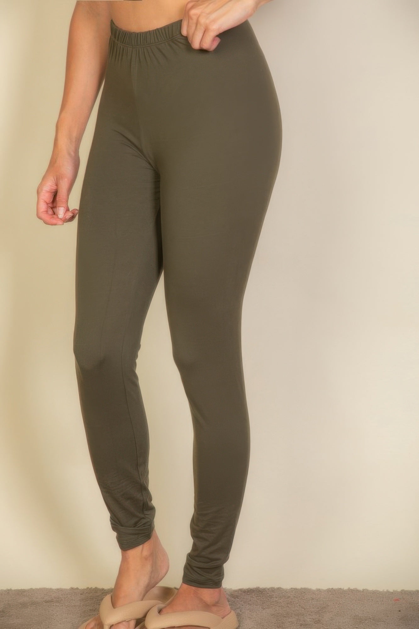 Basic Solid Leggings | by atgodanddesigns