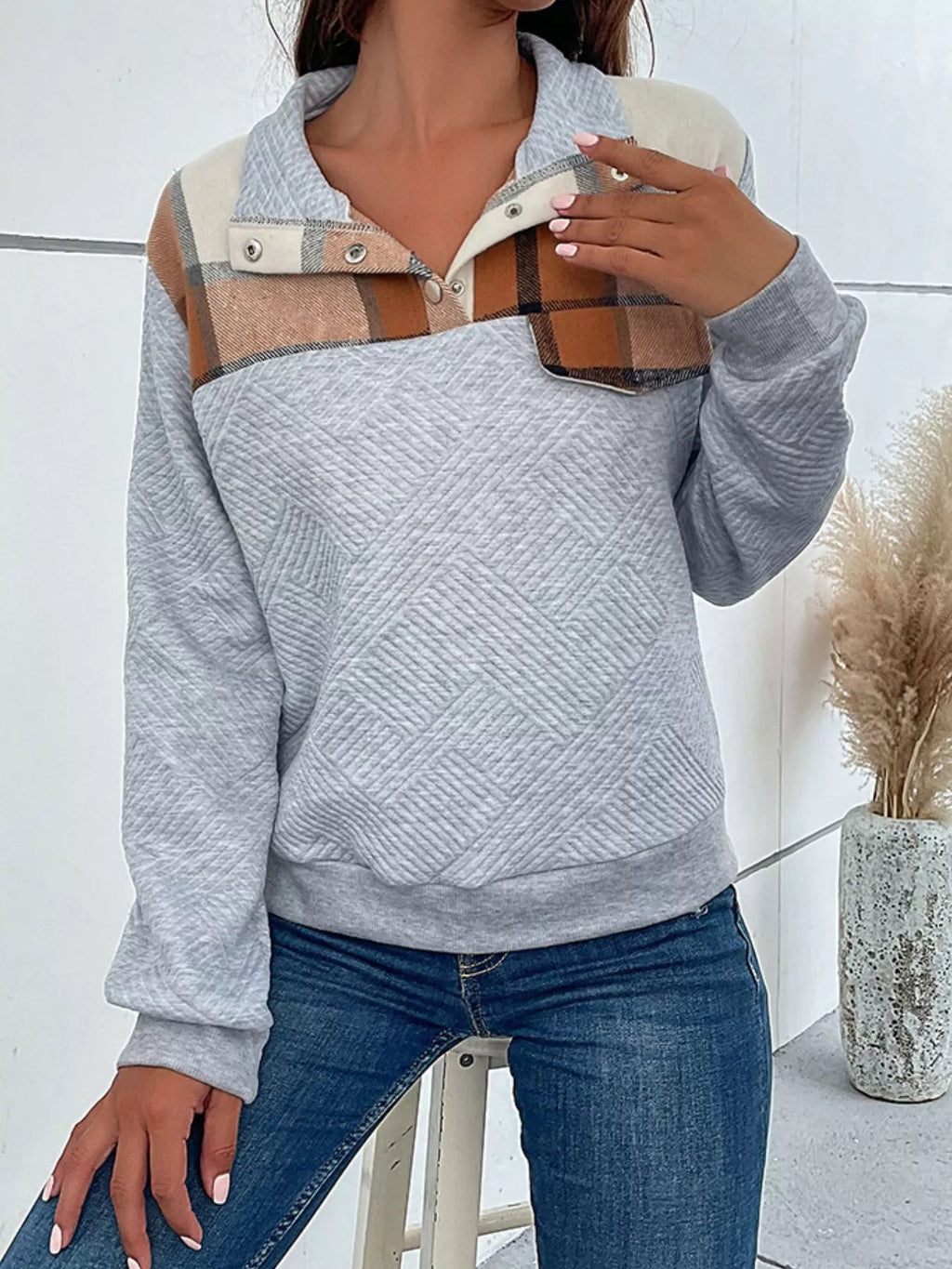 Color Block Texture Long Sleeve Sweatshirt | by atgodanddesigns