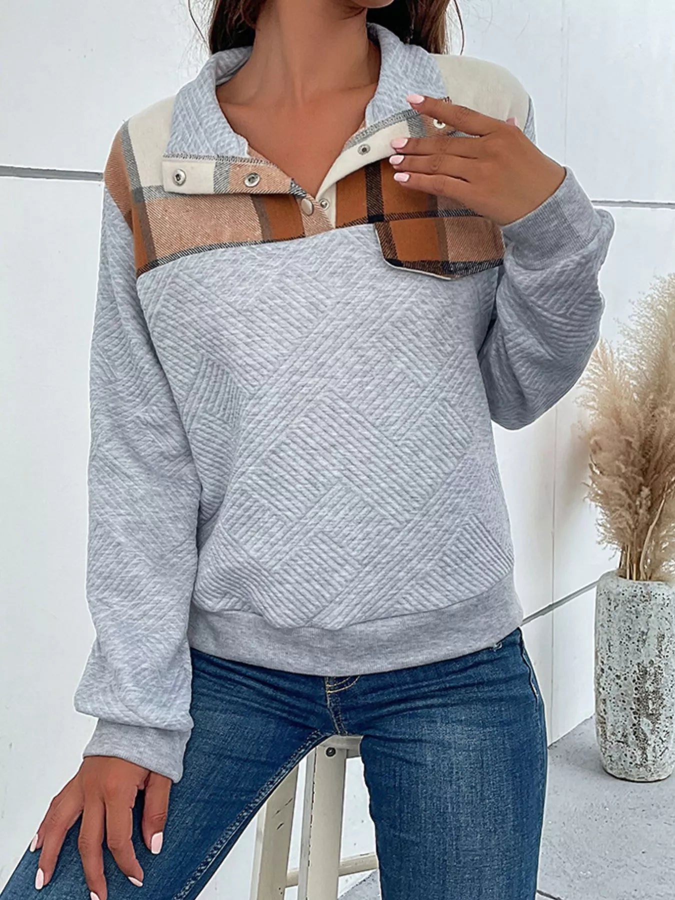 Color Block Texture Long Sleeve Sweatshirt | by atgodanddesigns