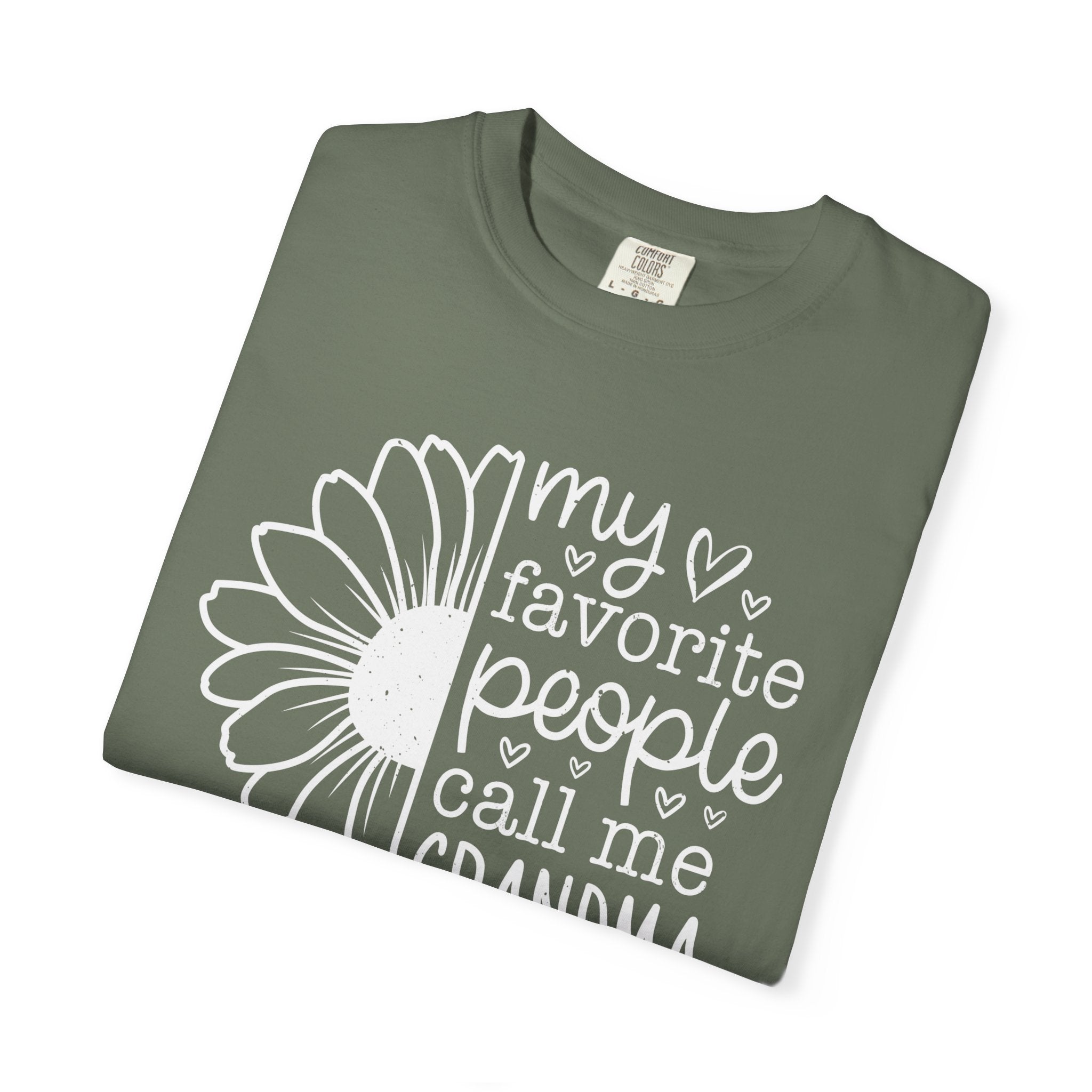 Grandma Graphics T-Shirt - My Favorite People Call Me Grandma | T-Shirt by atgodanddesigns