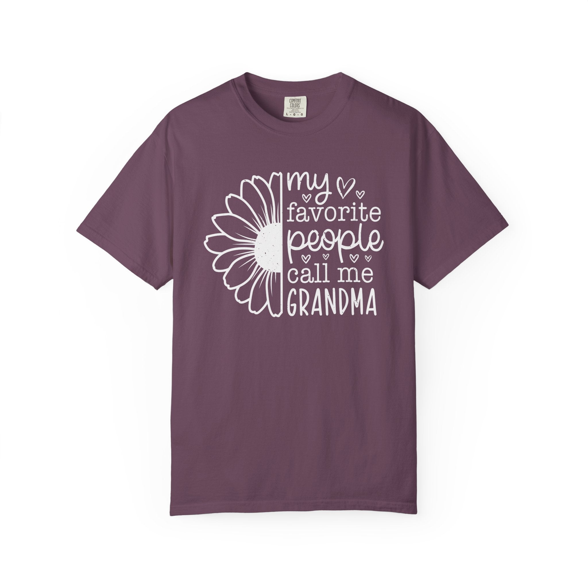 Grandma Graphics T-Shirt - My Favorite People Call Me Grandma | T-Shirt by atgodanddesigns