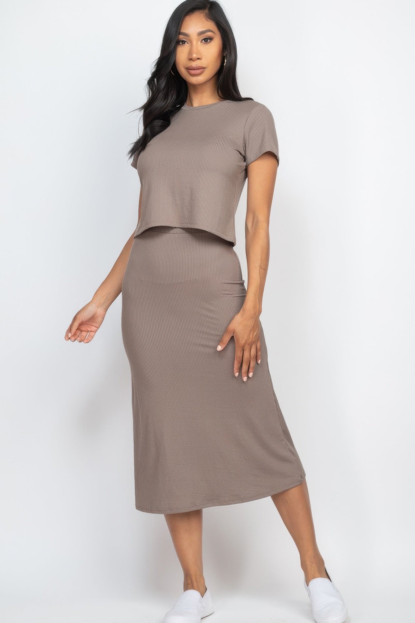 Short Sleeve Ribbed Top & Midi Skirt Se | by atgodanddesigns